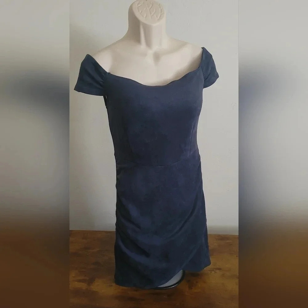 Sugar + Lips Navy suede‎ dress. Size Medium, NWT.